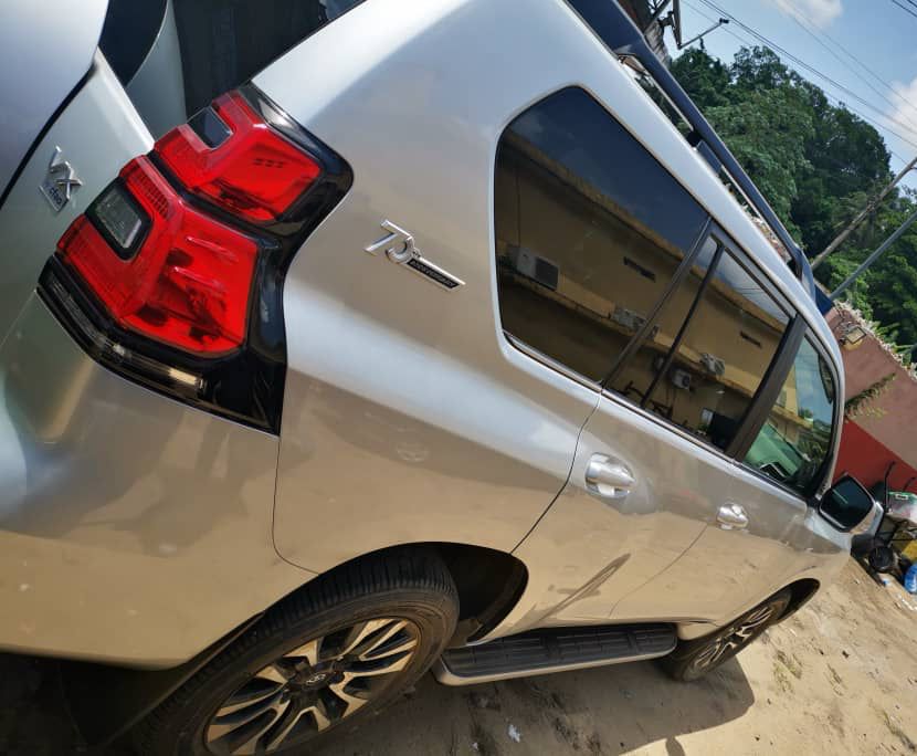 Toyota Land Cruiser Prado 2022