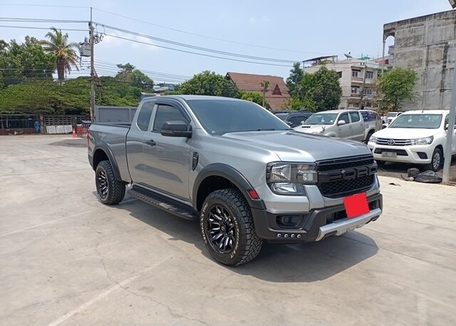 NEATLY USED LHD/RHD 2023 FORD RANGER 2.0
