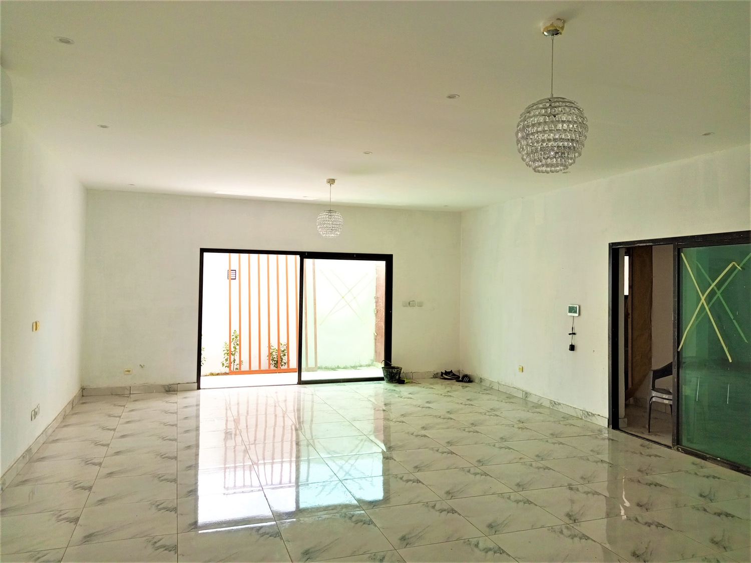 LUXUEUX DUPLEX EN VENTE À COCODY-RIVIERA PALMERAIE