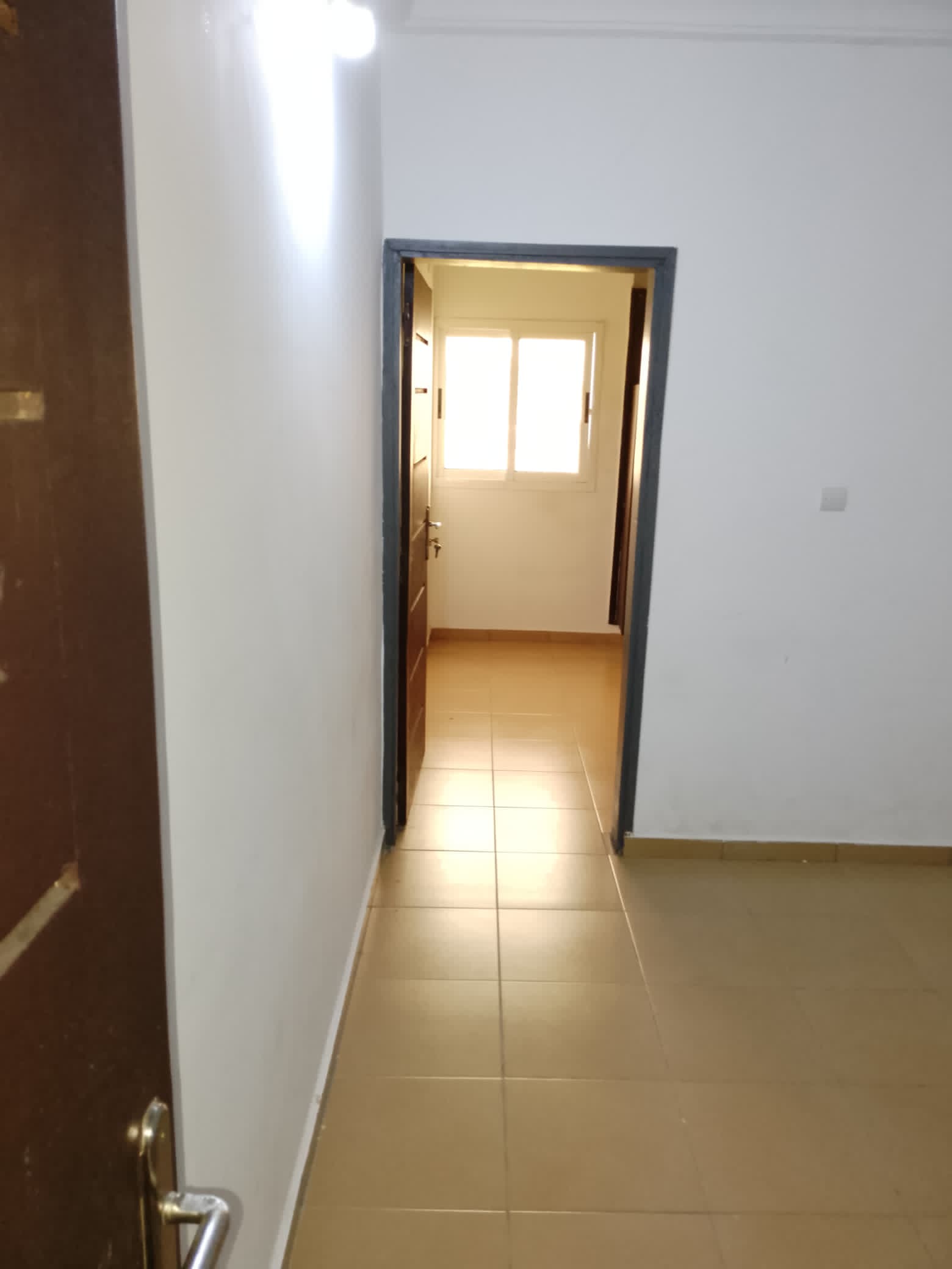 Chambre Salon Route de Bassam Anani