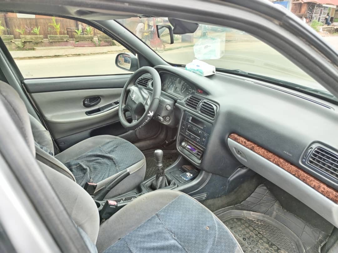 PEUGEOT 406