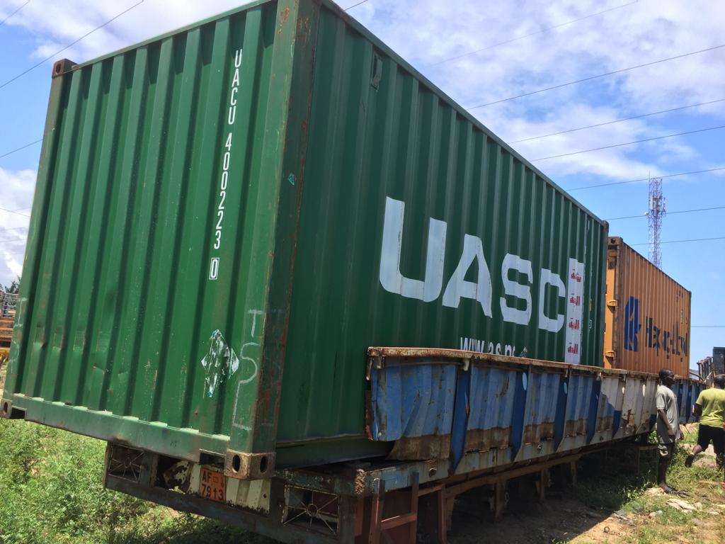 CONTENEUR 20 PIEDS À PAHOU