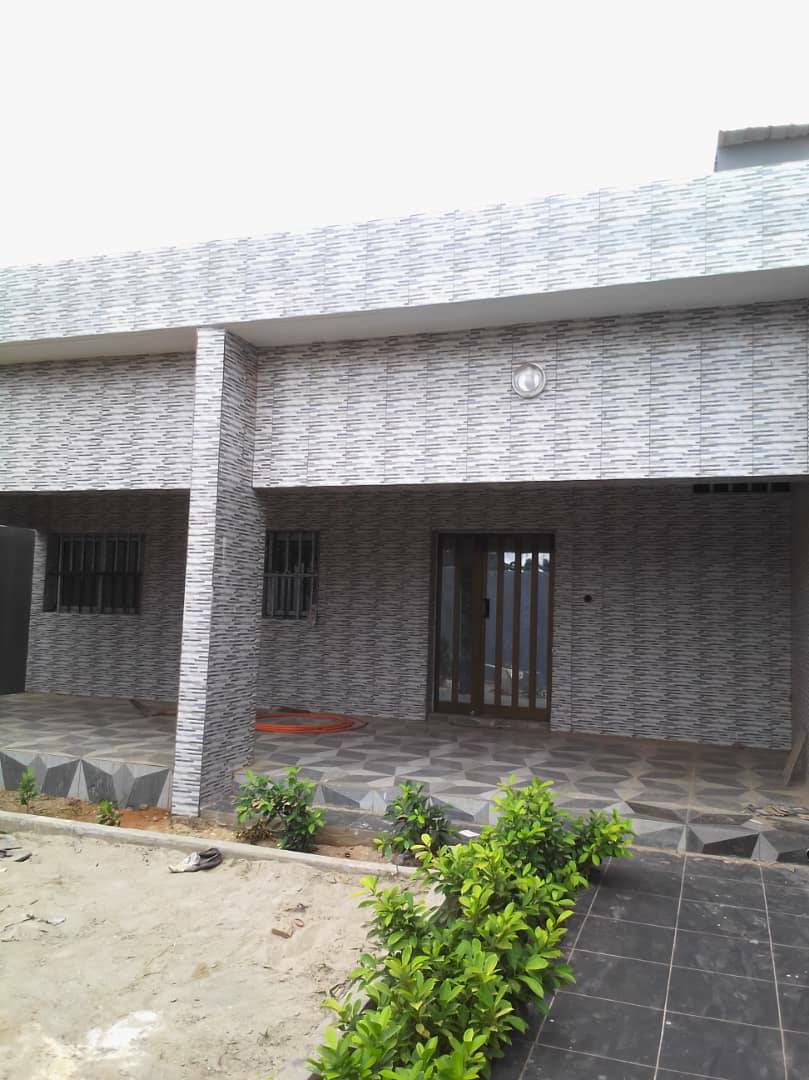 VILLA NON MEUBLÉE A LOUER A DJAGBLE