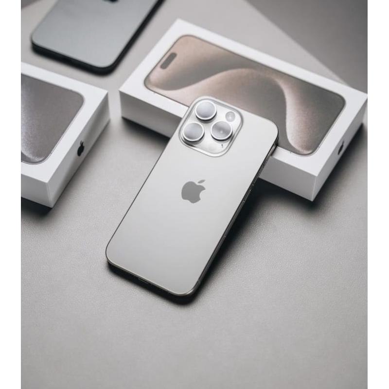 Apple iPhone 15 Pro Max 256GB apple