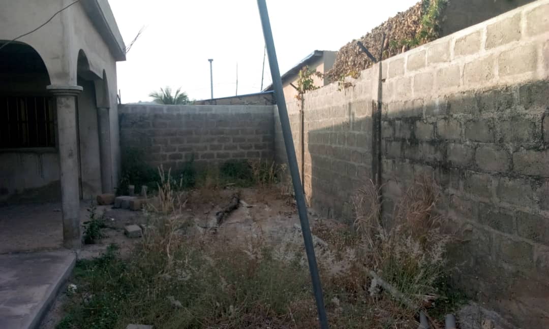 Villa à vendre à Atakpamé ( Agbonou Campement)