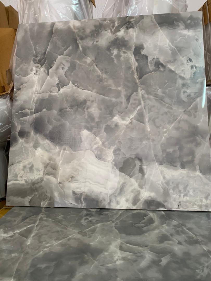 SANITAIRES ET CARREAUX ESPAGNOLS EN PROMOTION