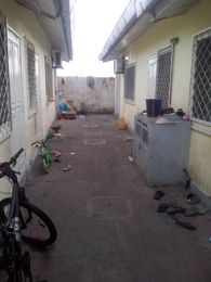 UNE PARCELLE COMMERCIALE