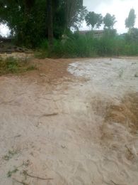 DEMI TERRAIN AU 1er CAMP DE LA RAFFINERIE