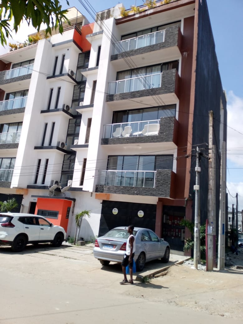 Abidjan Cocody 2 plateaux polyclinique vente bel appartement 4pièces