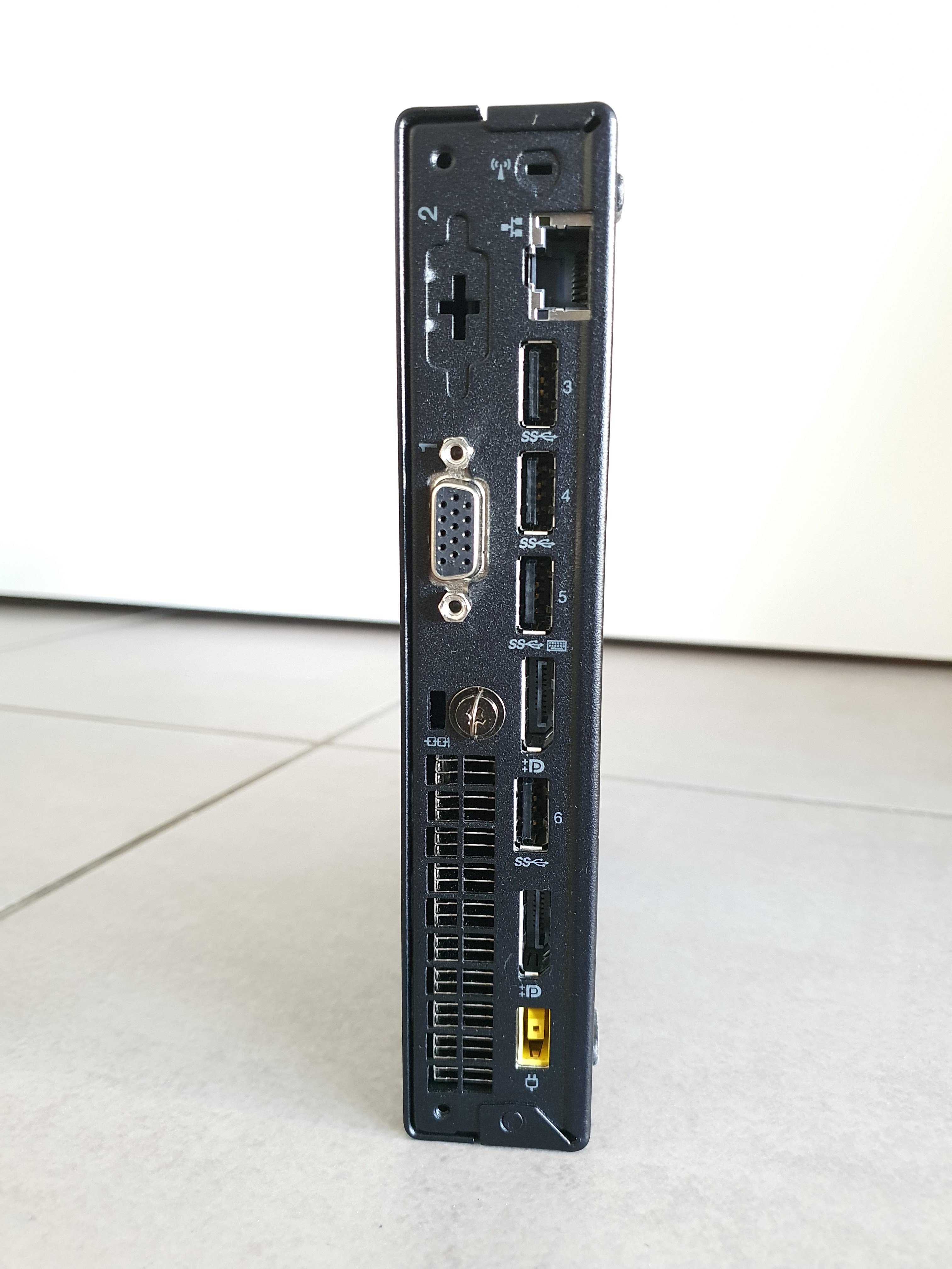 Mini PC LENOVO ThinkCenter M710q
