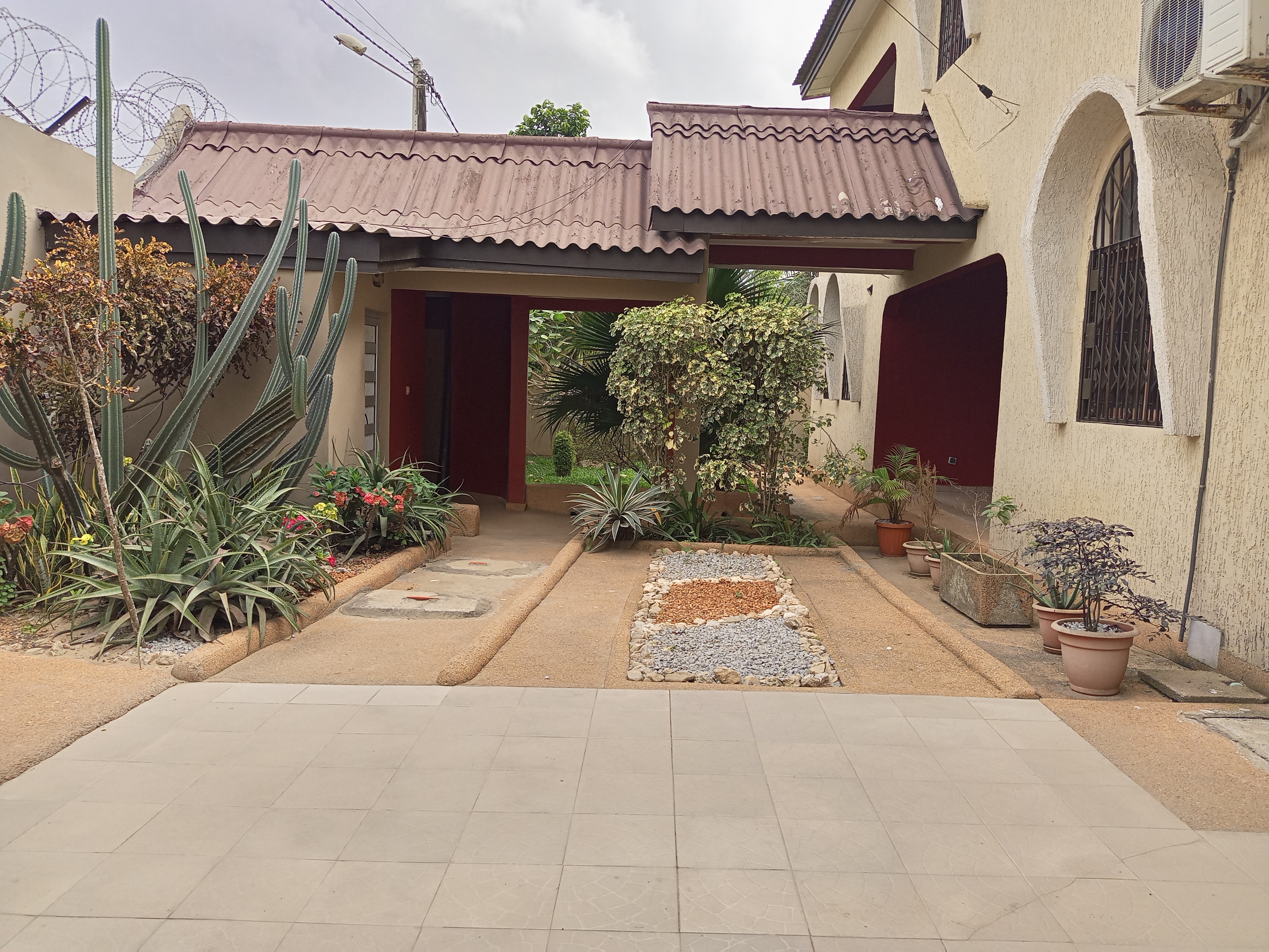 DUPLEX EN VENTE A COCODY RIVIERA FAYA