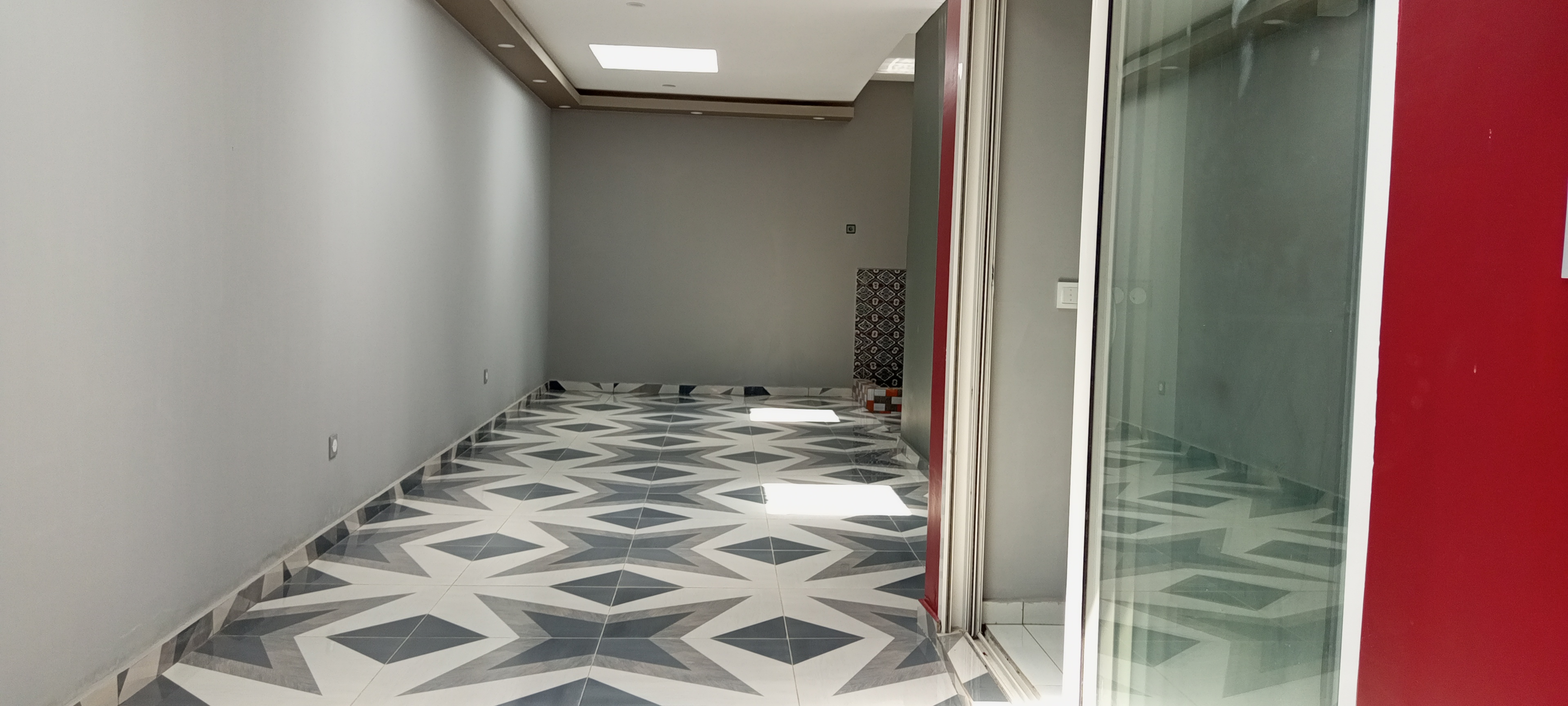 DUPLEX A VENDRE A GRAND BASSAM