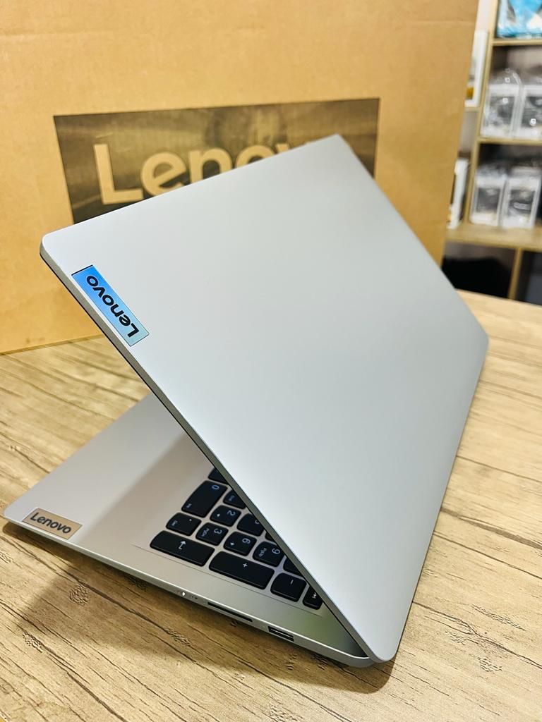 LENOVO IDEAPAD 1 15IAU7