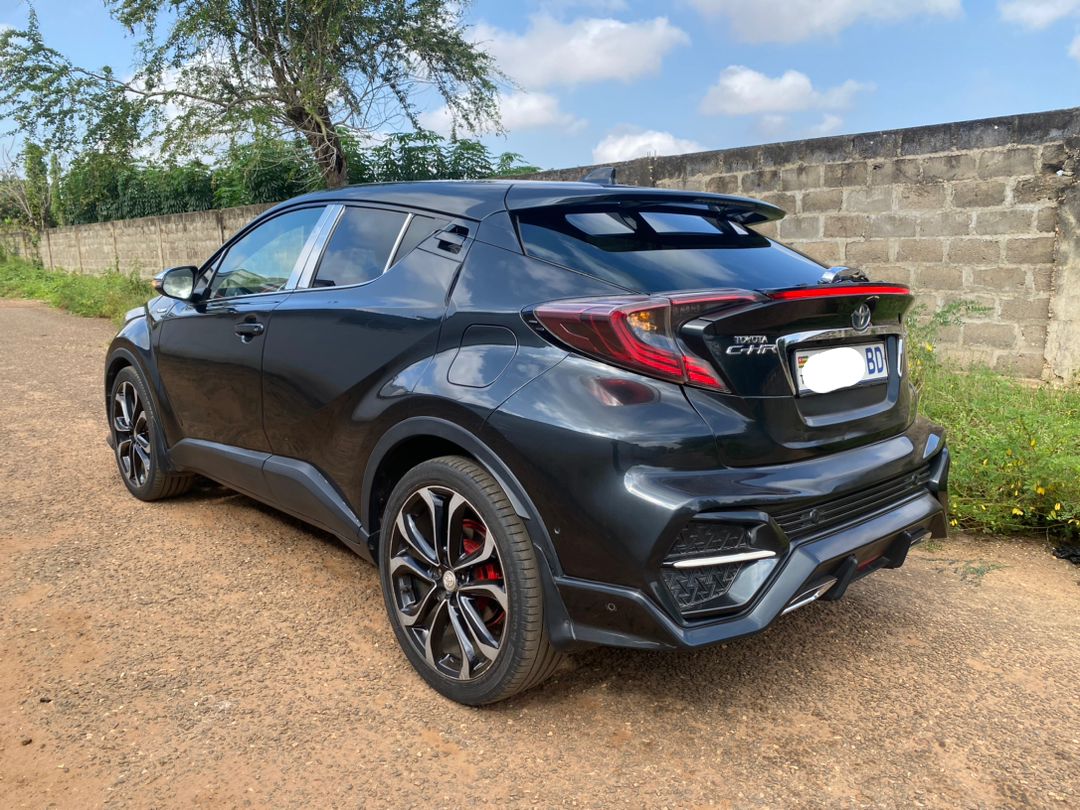 TOYOTA CHR 2018 modifiée 2022