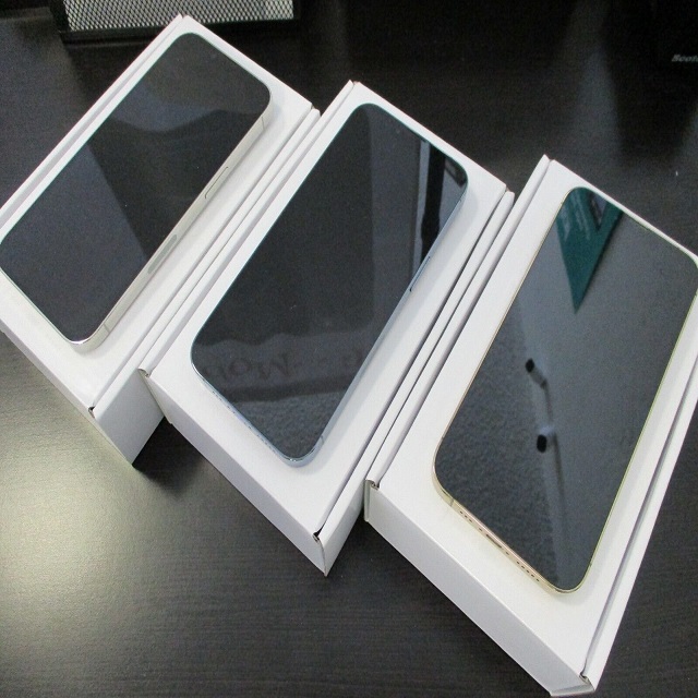 Brand new Apple iPhone 15Pro,iPhone 14Pro Max Factory Unlocked