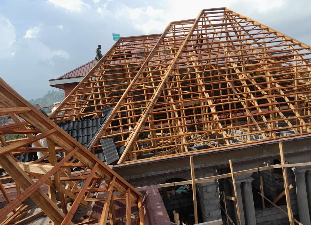 Tôles bacs tuiles lisses ondulées accessoires aluminium socatral aluzinc