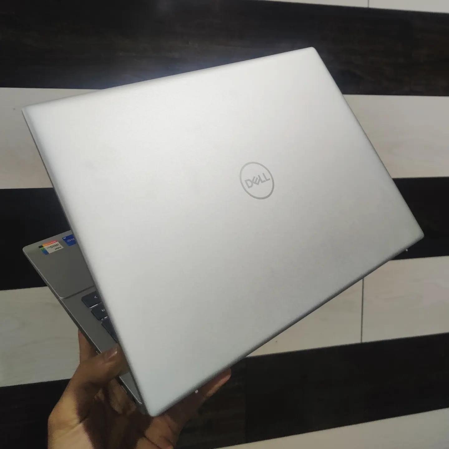 PC Dell Inspiron 14 core i7 13th Gen/ 16 Go RAM/ 1 téra SSD