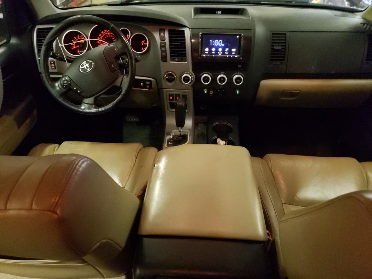 2013 TOYOTA SEQOUIA SR5