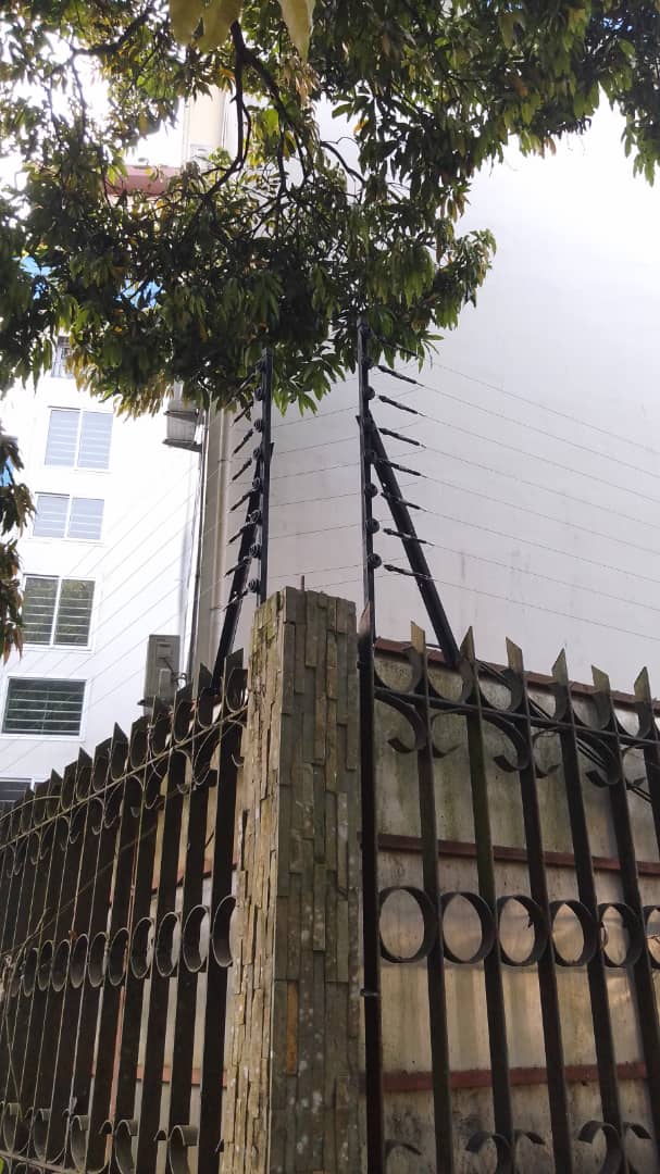 Clôture anti intrusion