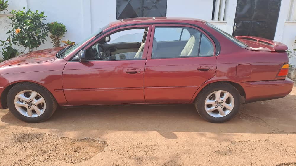 Toyota corolla 100 automatique