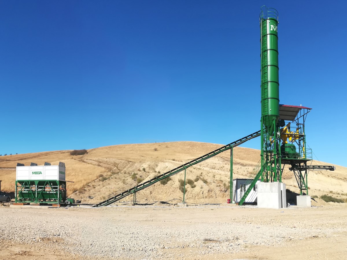 CENTRALE À BÉTON 30 M³ MALAXEUR PAN CENTRALE À BÉTON 30 M³ MALAXEUR PAN