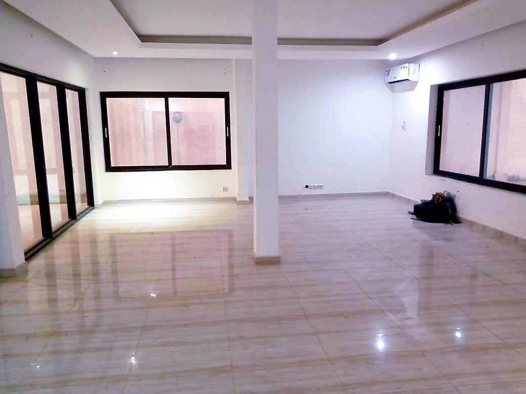 Villa non meublée à louer à Tokoin Hôpital