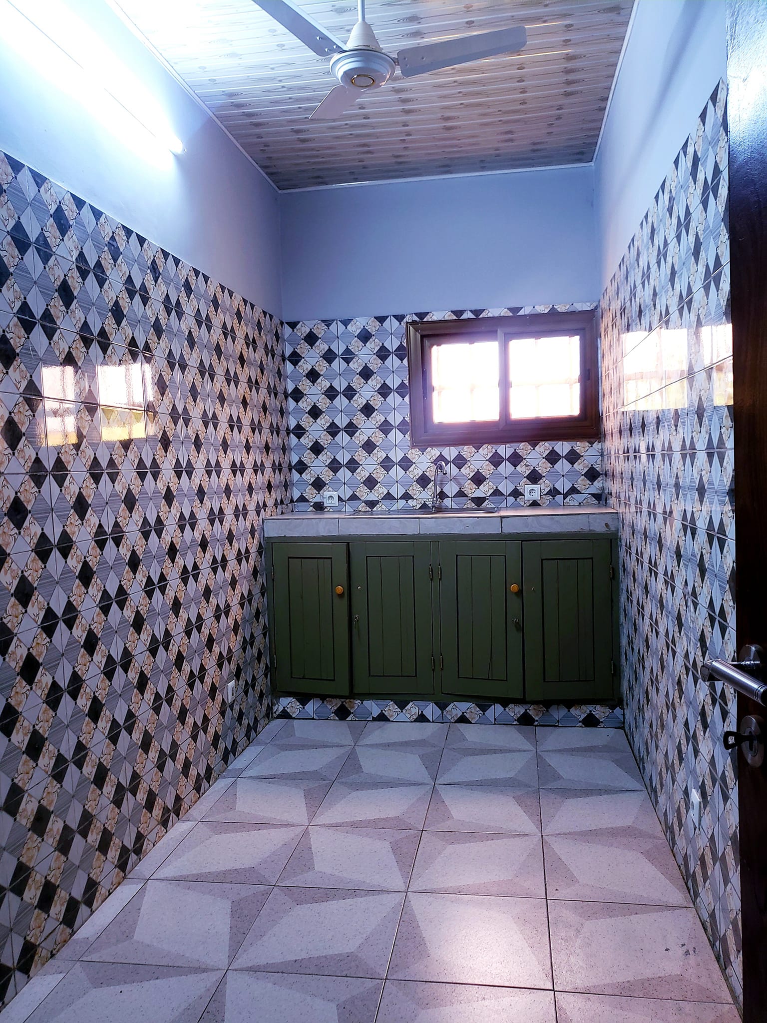 Appartements non meublés à louer à Hedzranawoe