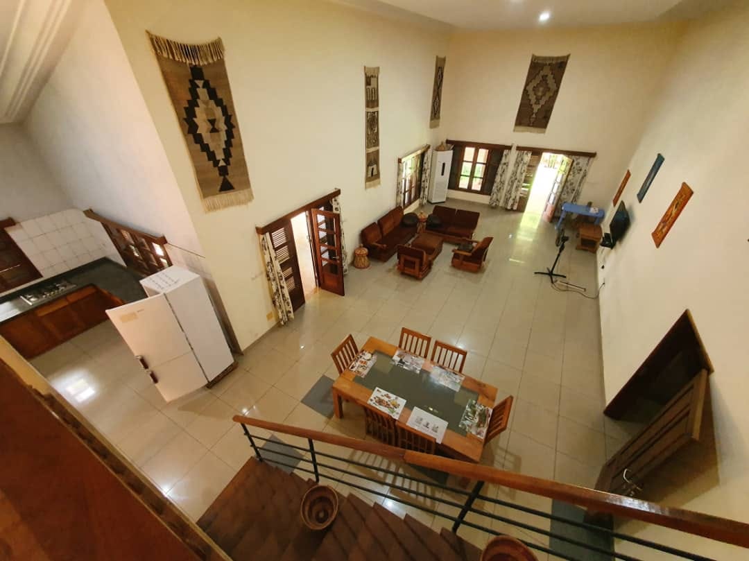 UNE VILLA MEUBLEE A AMADAHOME