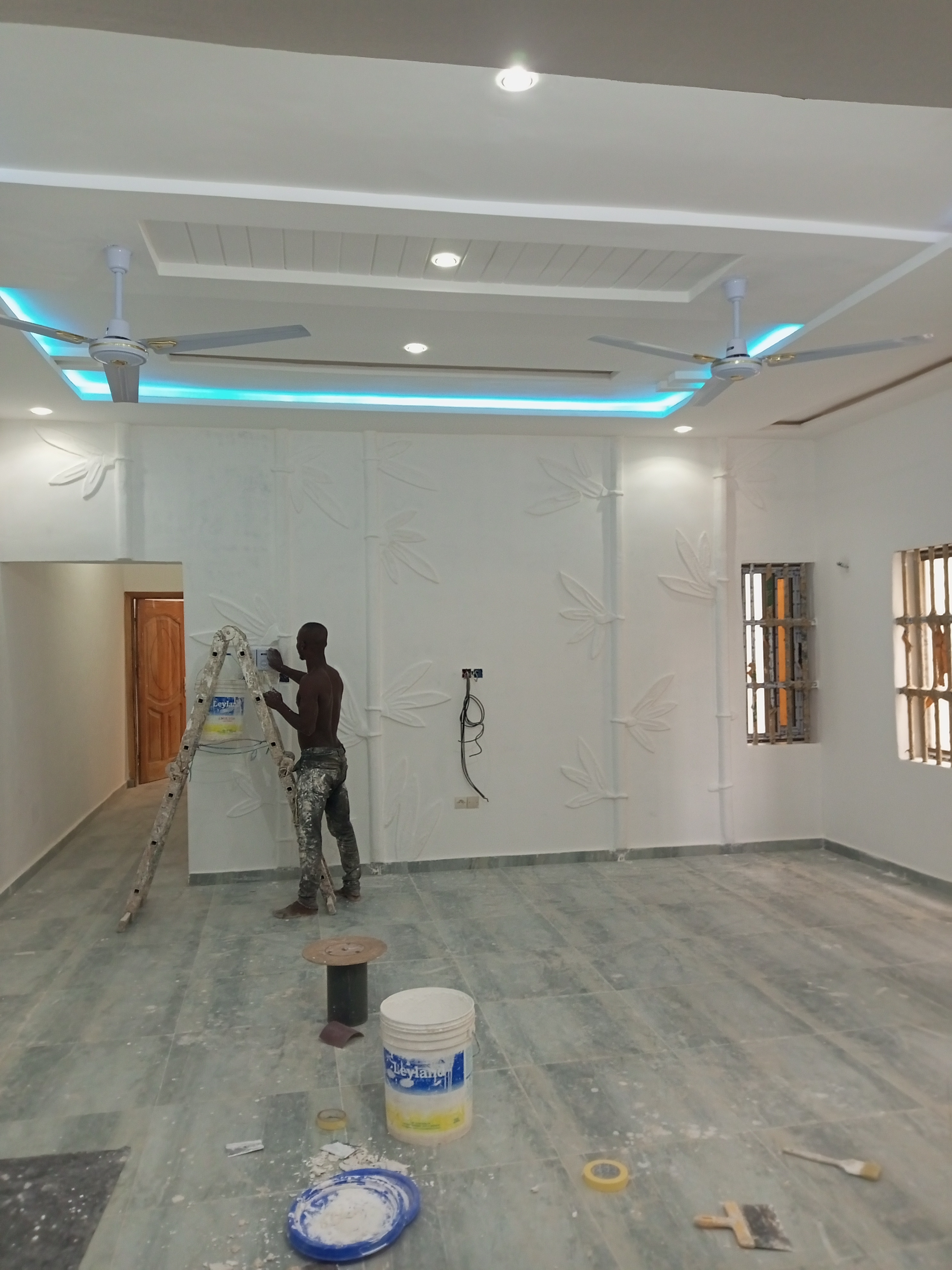 APPARTEMENT PERSONNEL