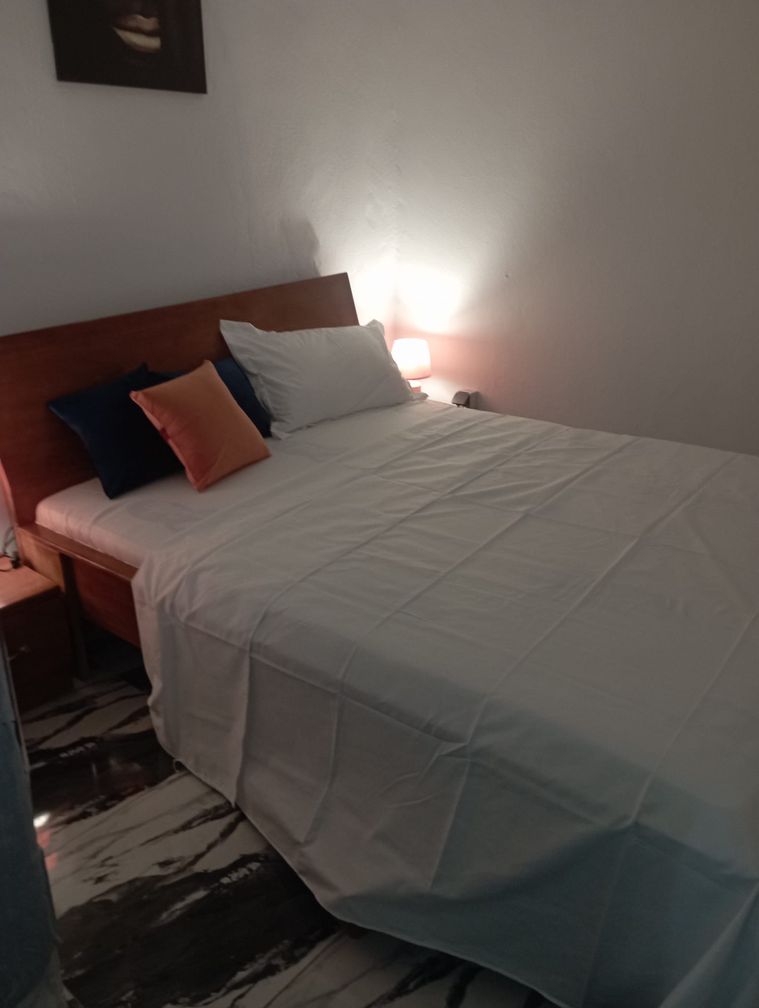 Studio américain meublé disponible à la Riviera 2, Station First Petroleum