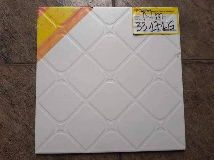 Grès cérame antidérapant 30x30