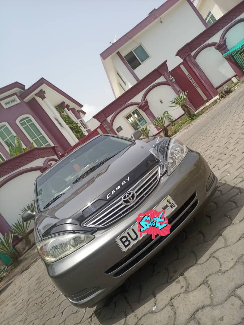 Vente de Toyota Camry 2004