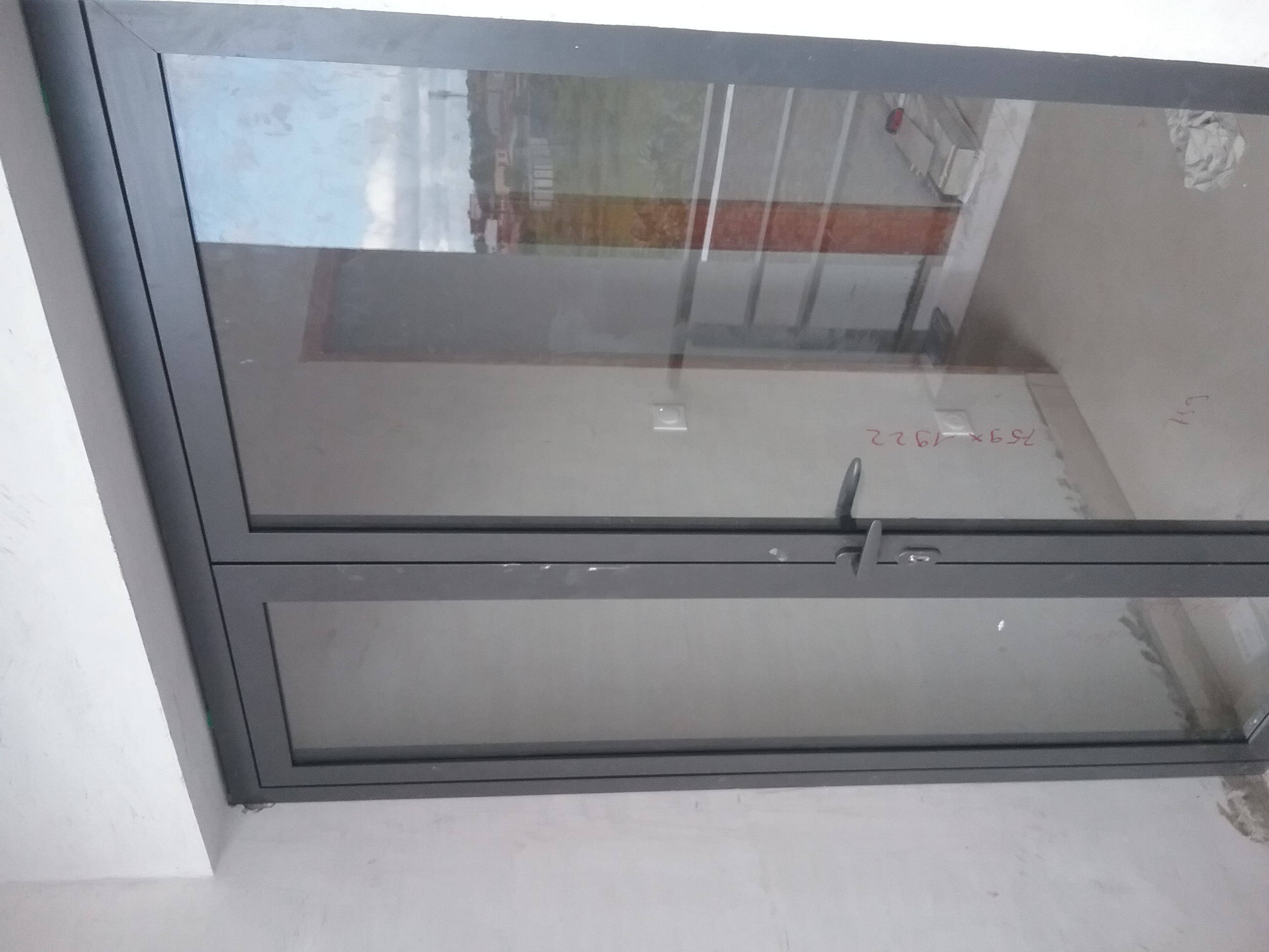 BAIE VITREE ALUMINUM