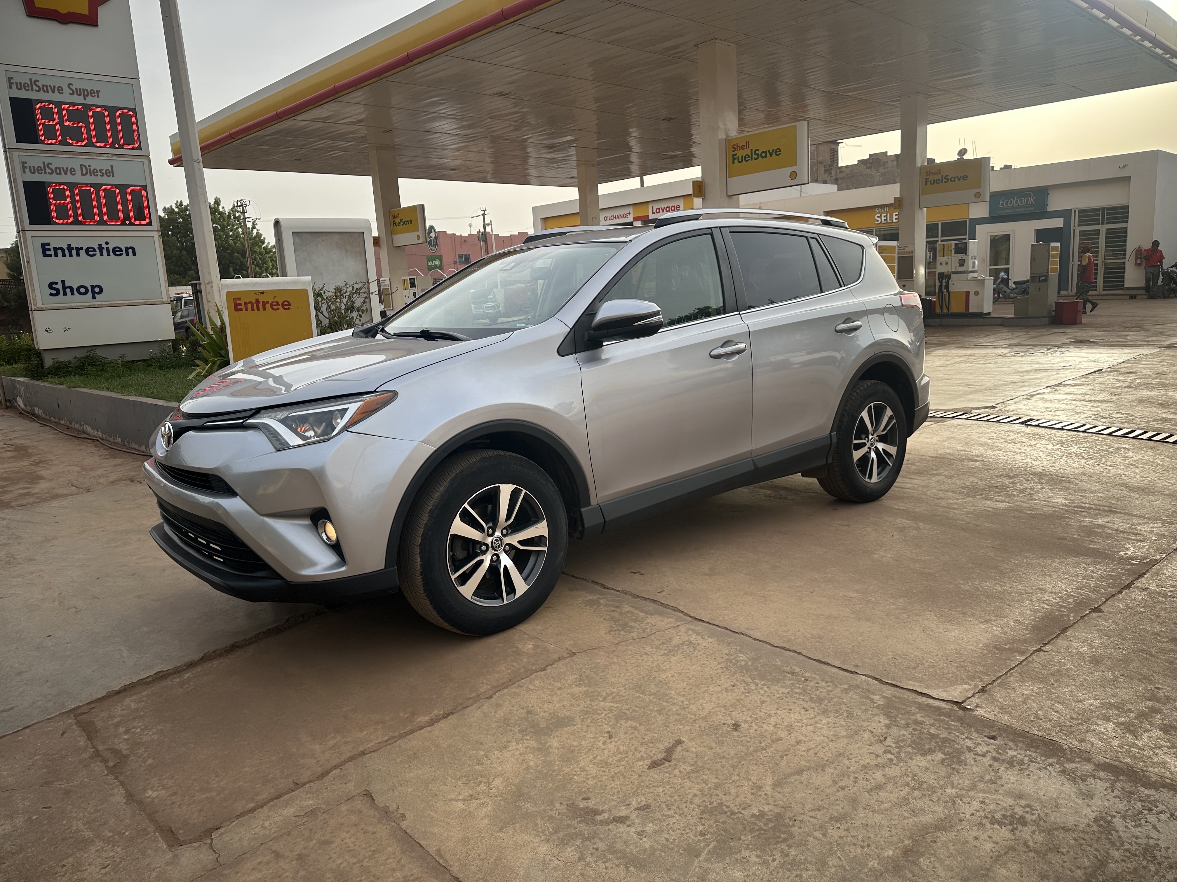 Toyota Rav4 2018 XLE
