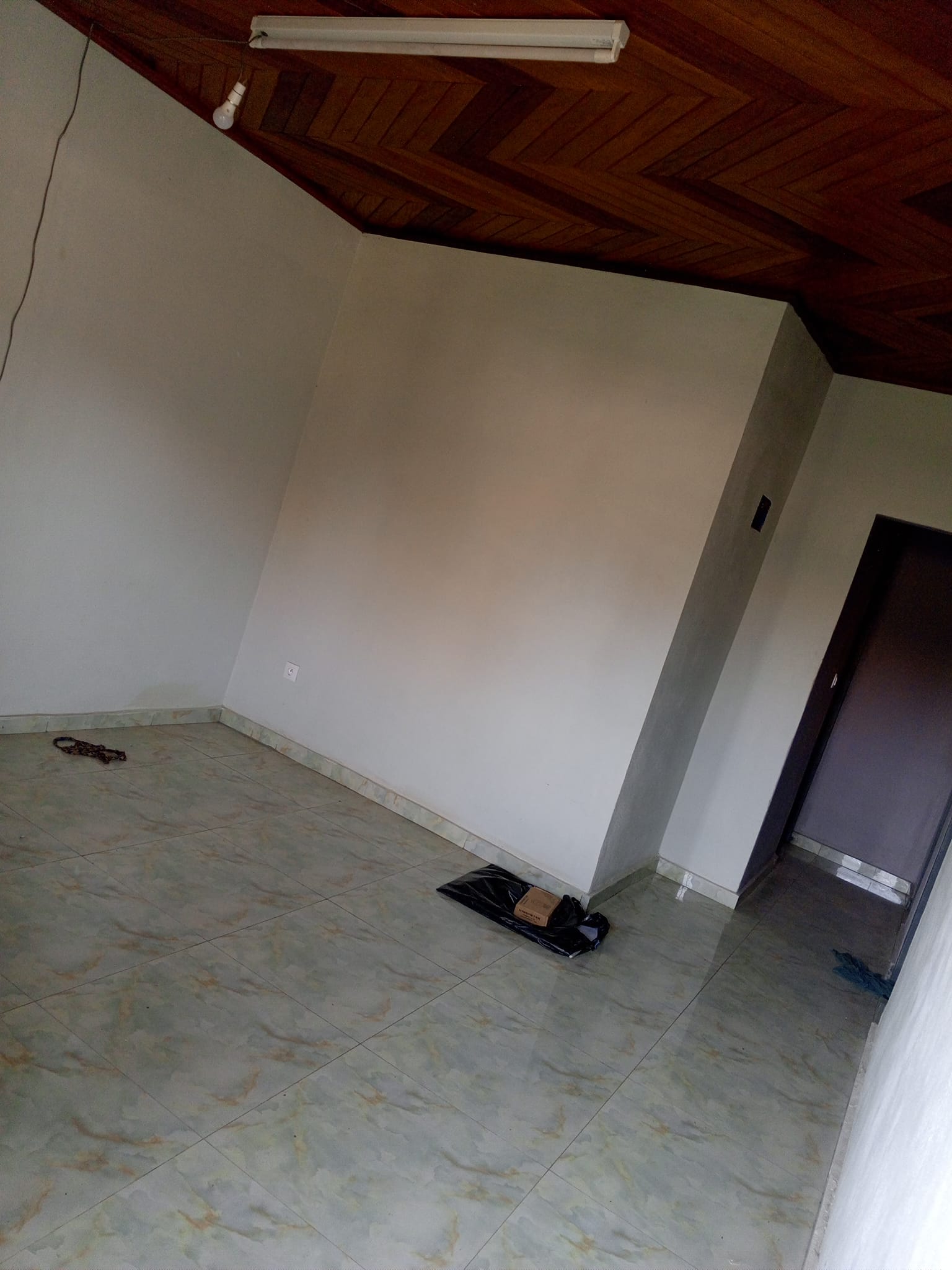 Magnifique Studio avec parking forage à Nkoabang