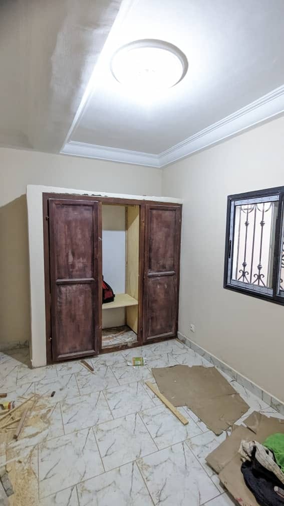 Beau Studio à Odza petit marché