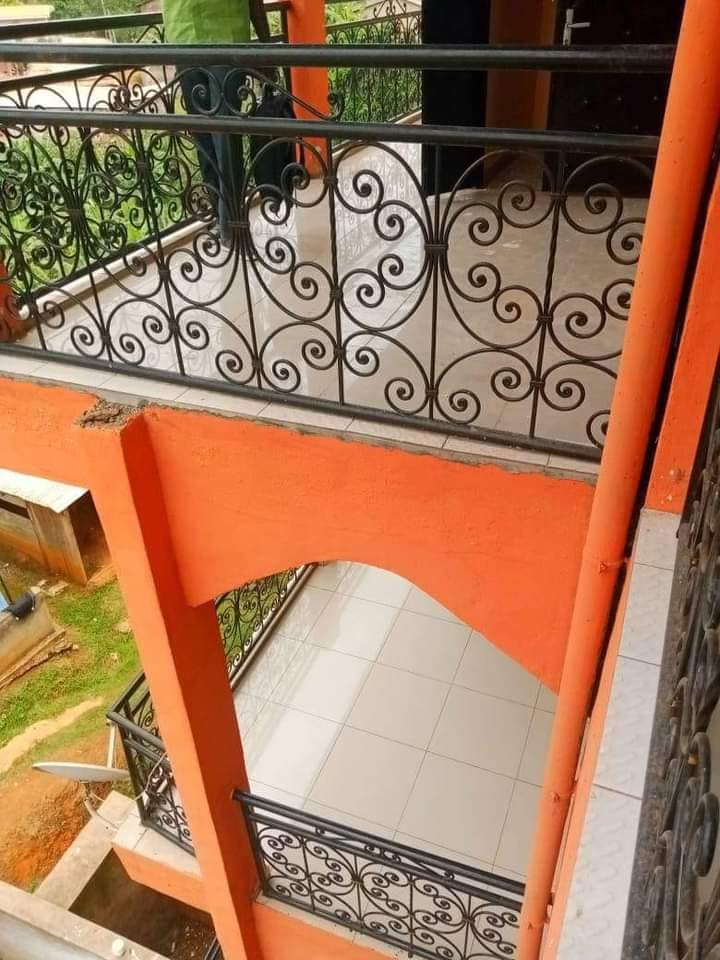 Bel Appartement avec gardien parking à Ngousso