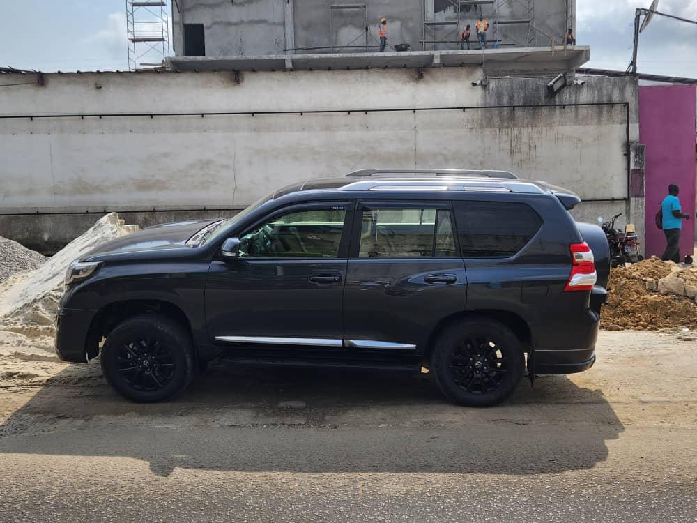 Vend Toyota Land cruiser Prado txl V6 7 places année 2016