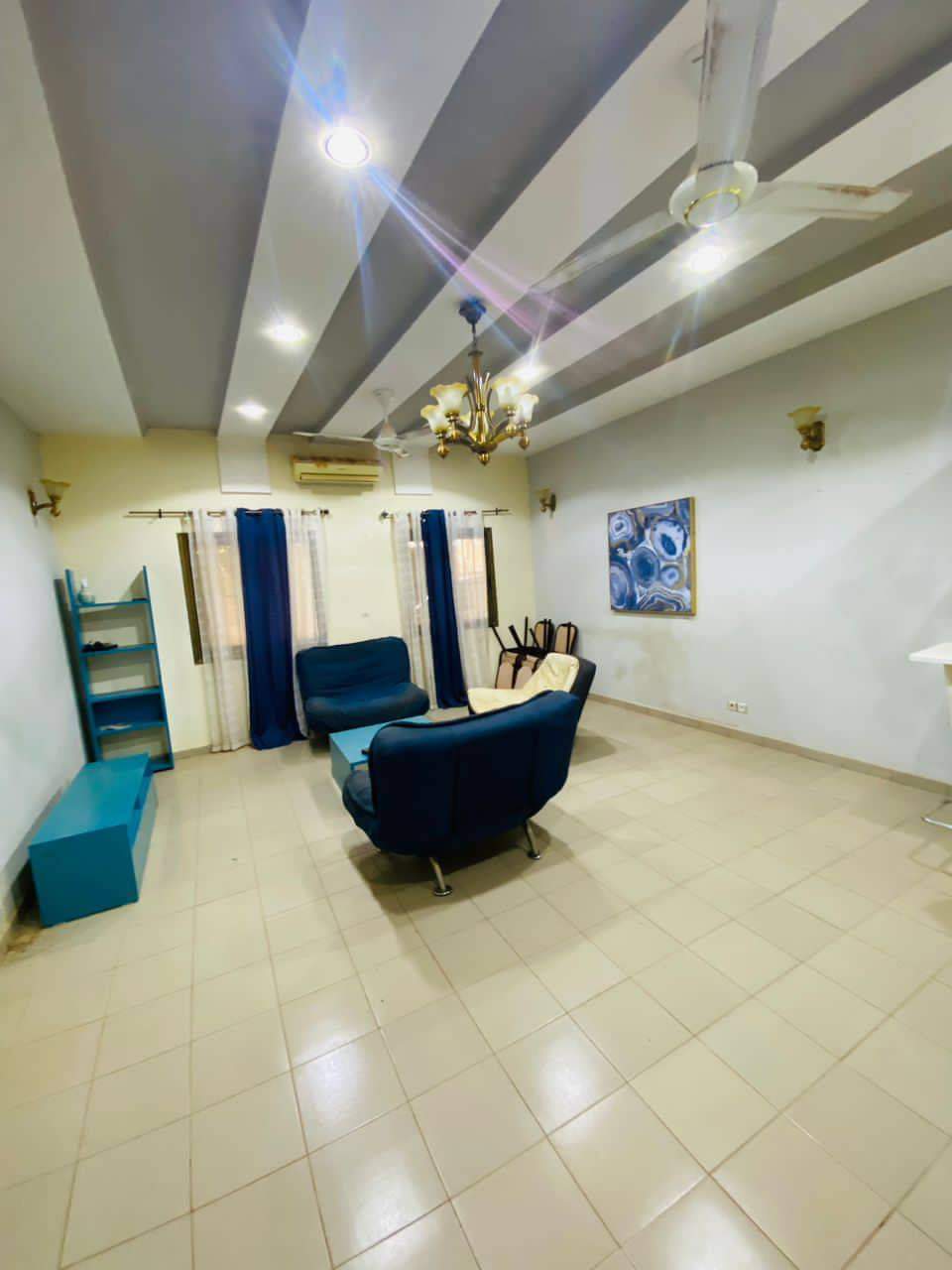 BELLE VILLA DUPLEX DE 05 PIÈCES À VENDRE OUAGA 2000 ZONE B