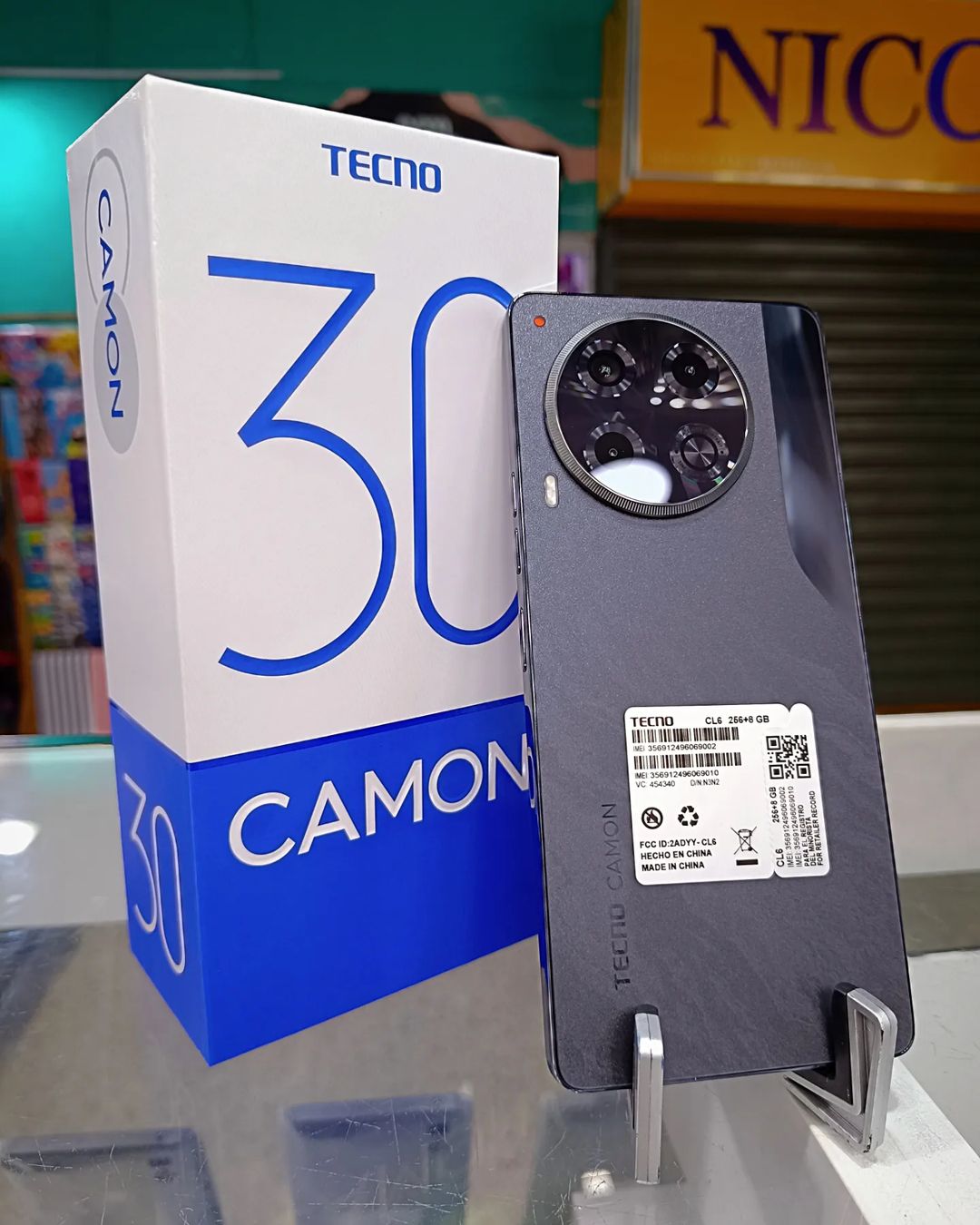 Tecno Camon 30