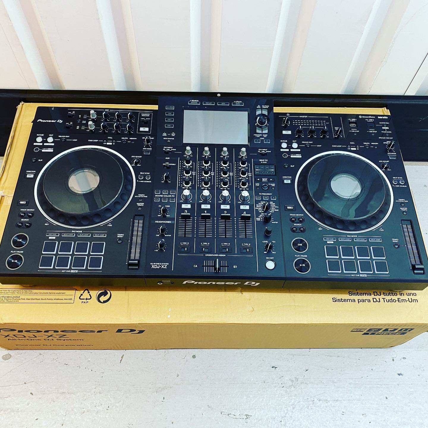 Pioneer DJ OPUS-QUAD Système DJ, Pioneer DJ XDJ-RX3 Système DJ, Pioneer XDJ-XZ Système DJ, DDJ-FLX10 Pioneer DJ OPUS-QUAD Système DJ, Pioneer DJ XDJ-RX3 Système DJ, Pioneer XDJ-XZ Système DJ, DDJ-FLX10