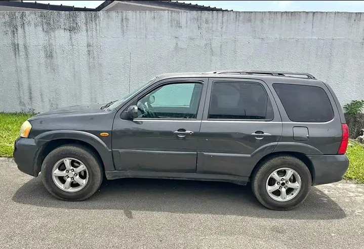 MAZDA TRIBUTE