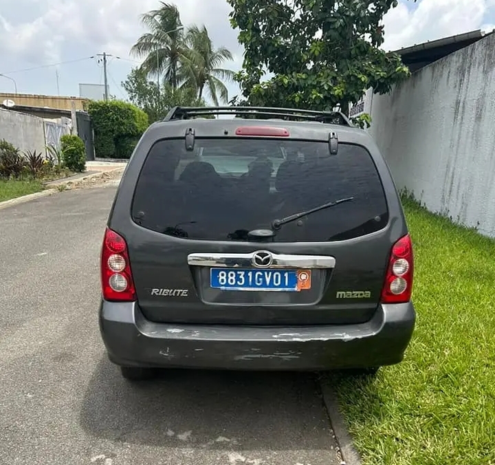 MAZDA TRIBUTE