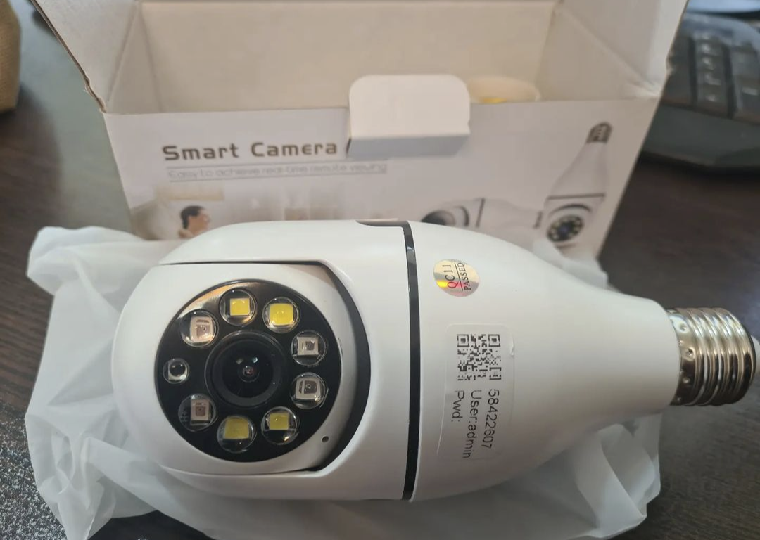 CAMÉRA AMPOULE DOUBLE OBJECTIF