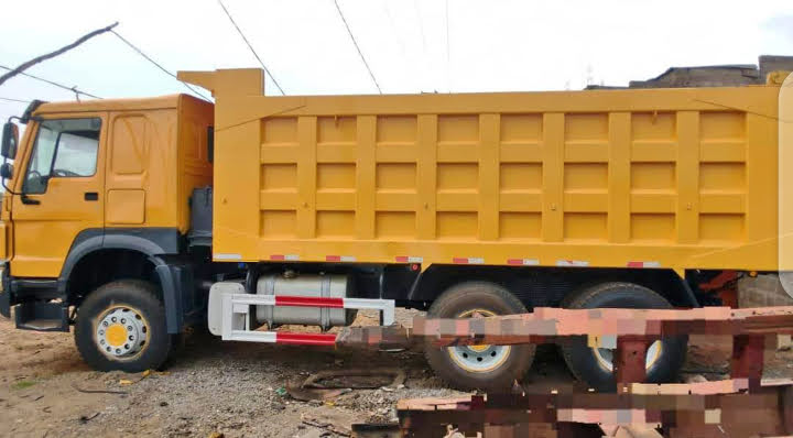 Camion Howo Sinotruk 2018