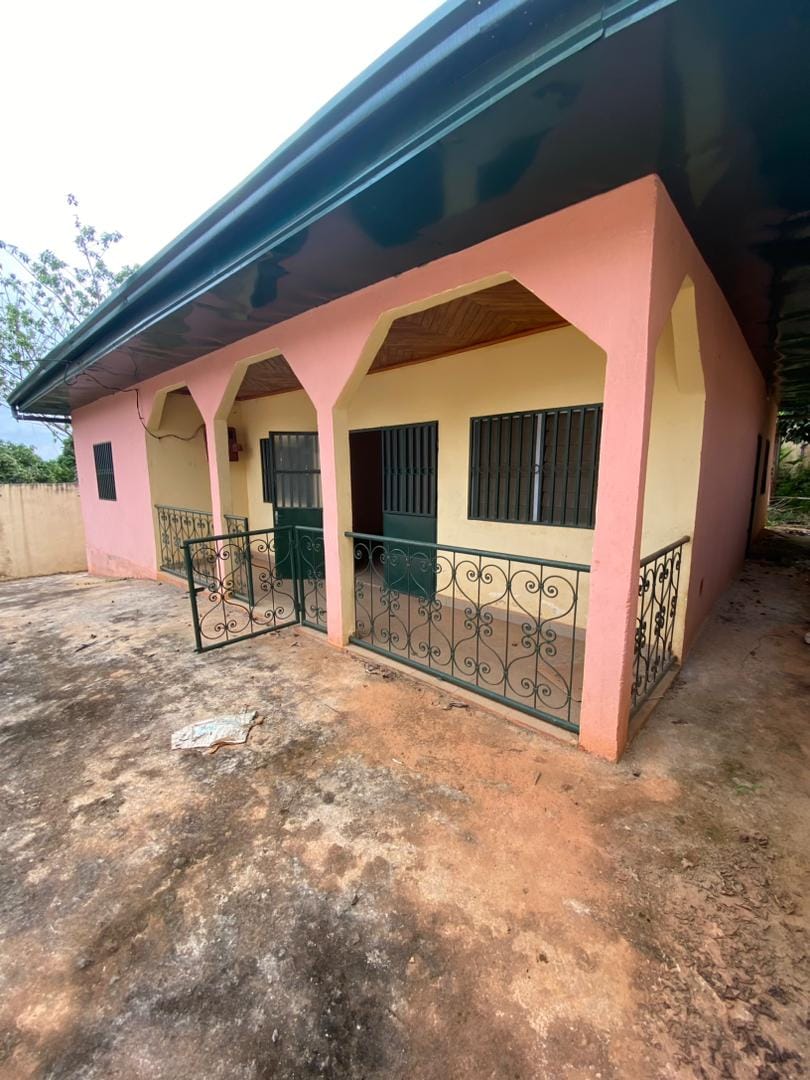 Villa avec forage parking à Damas