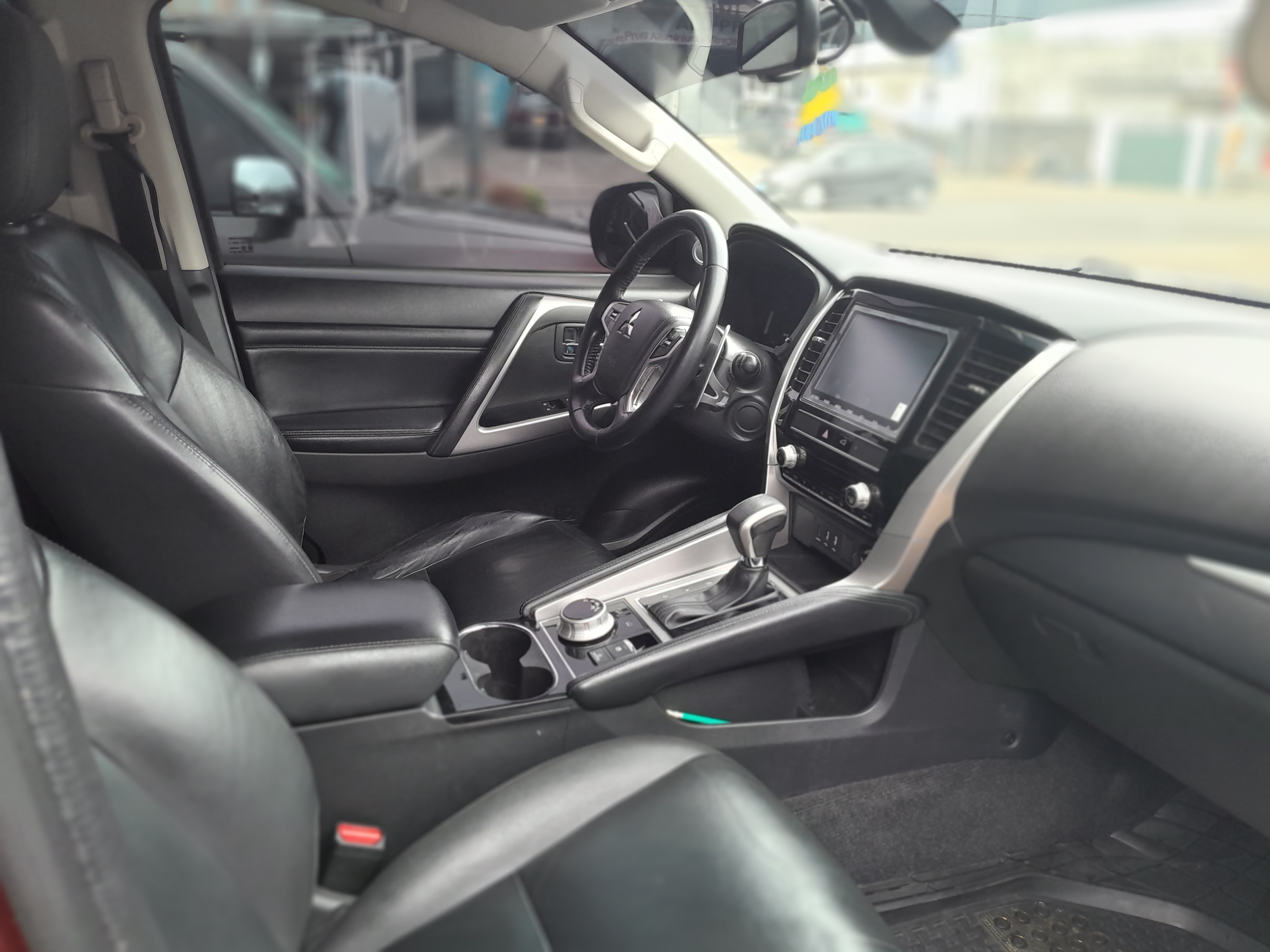 Pajero sport à vendre