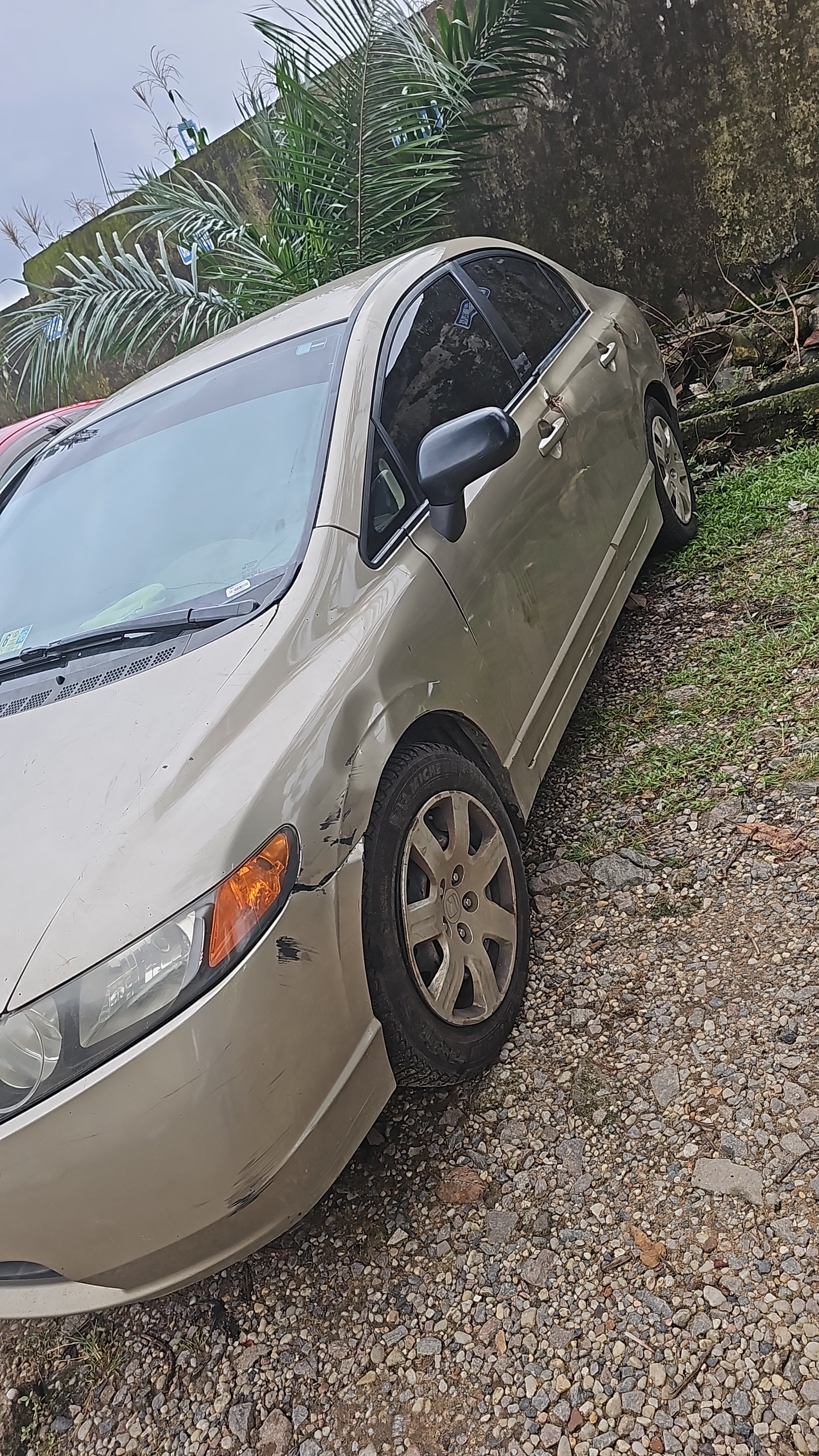 Honda civic 2007 non immatriculée