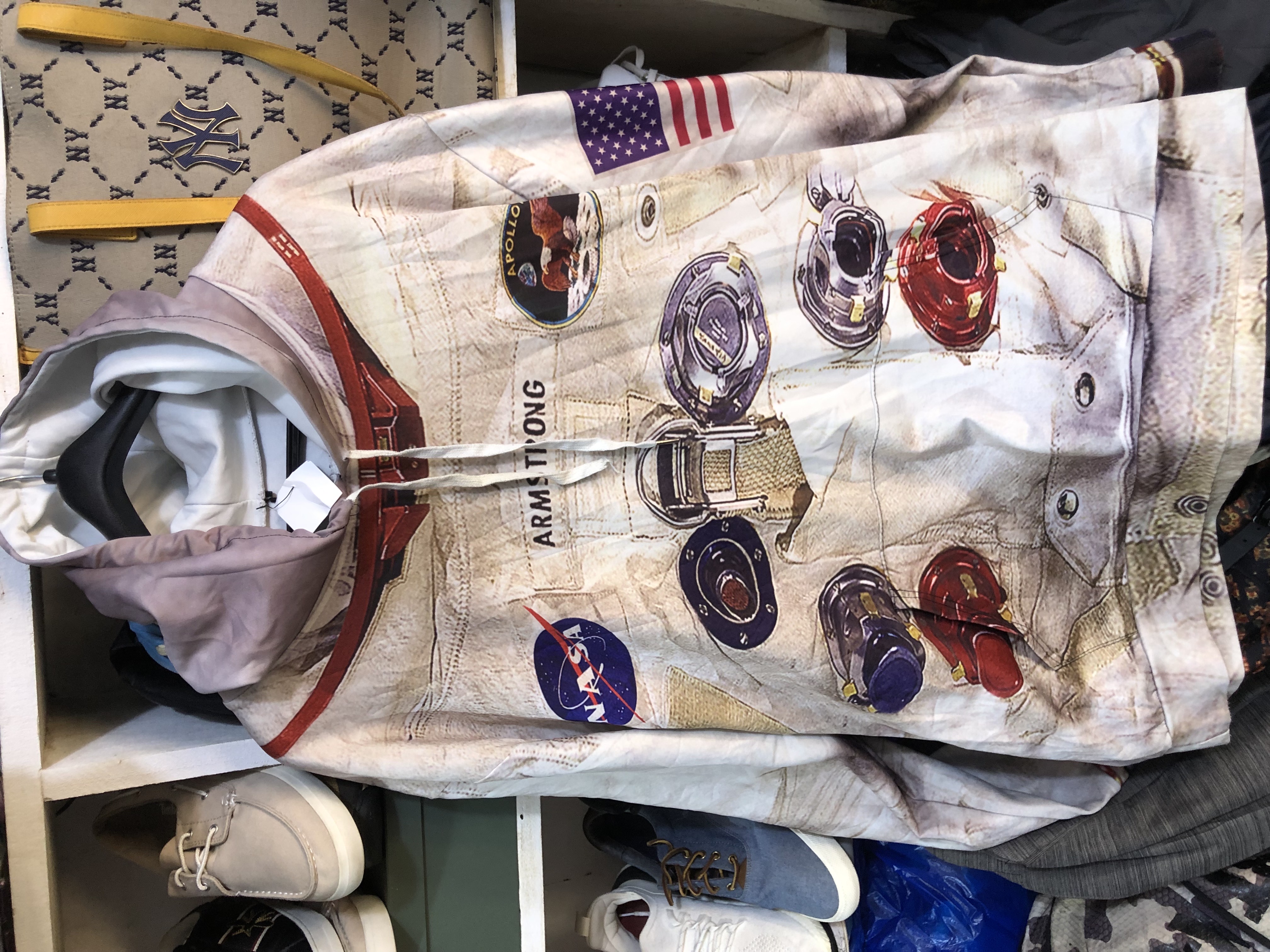 pull-over friperie,Bonne qualité en Gros et en détail