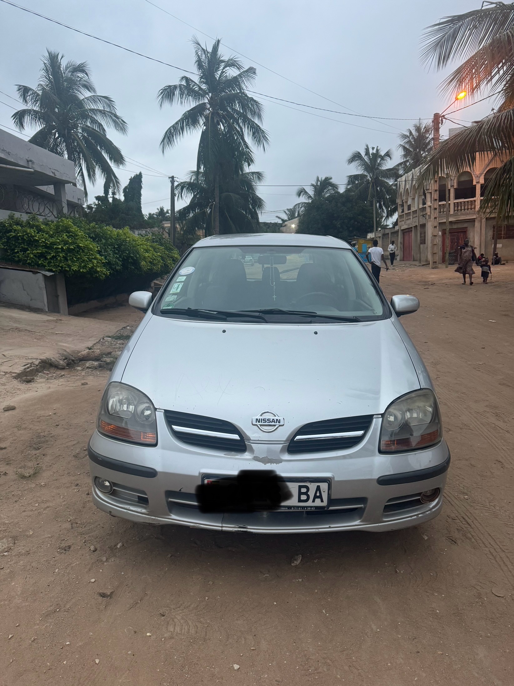 ALMERA TINO année 2010